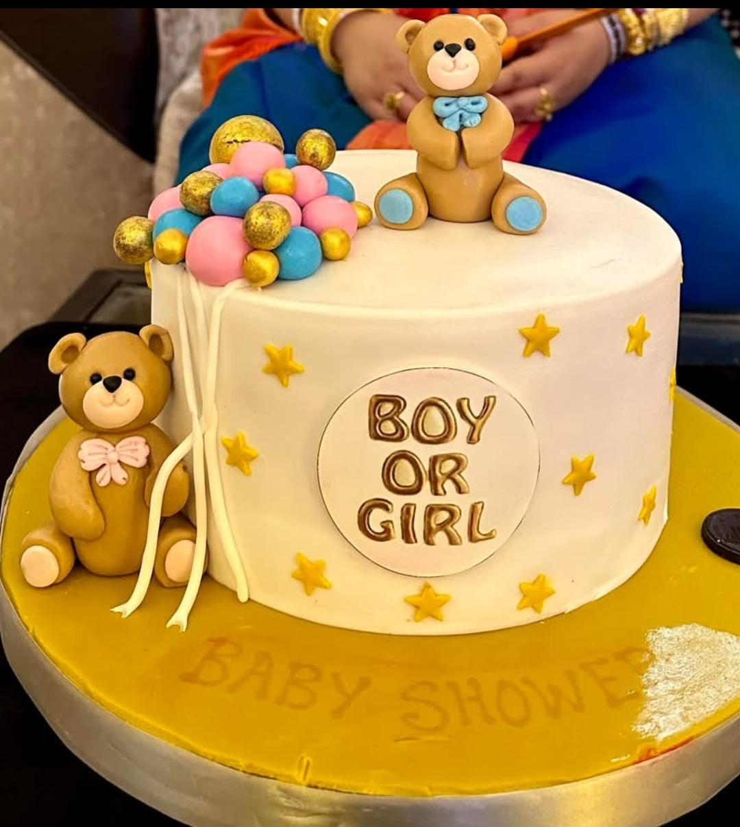Customized Cake Arrangement